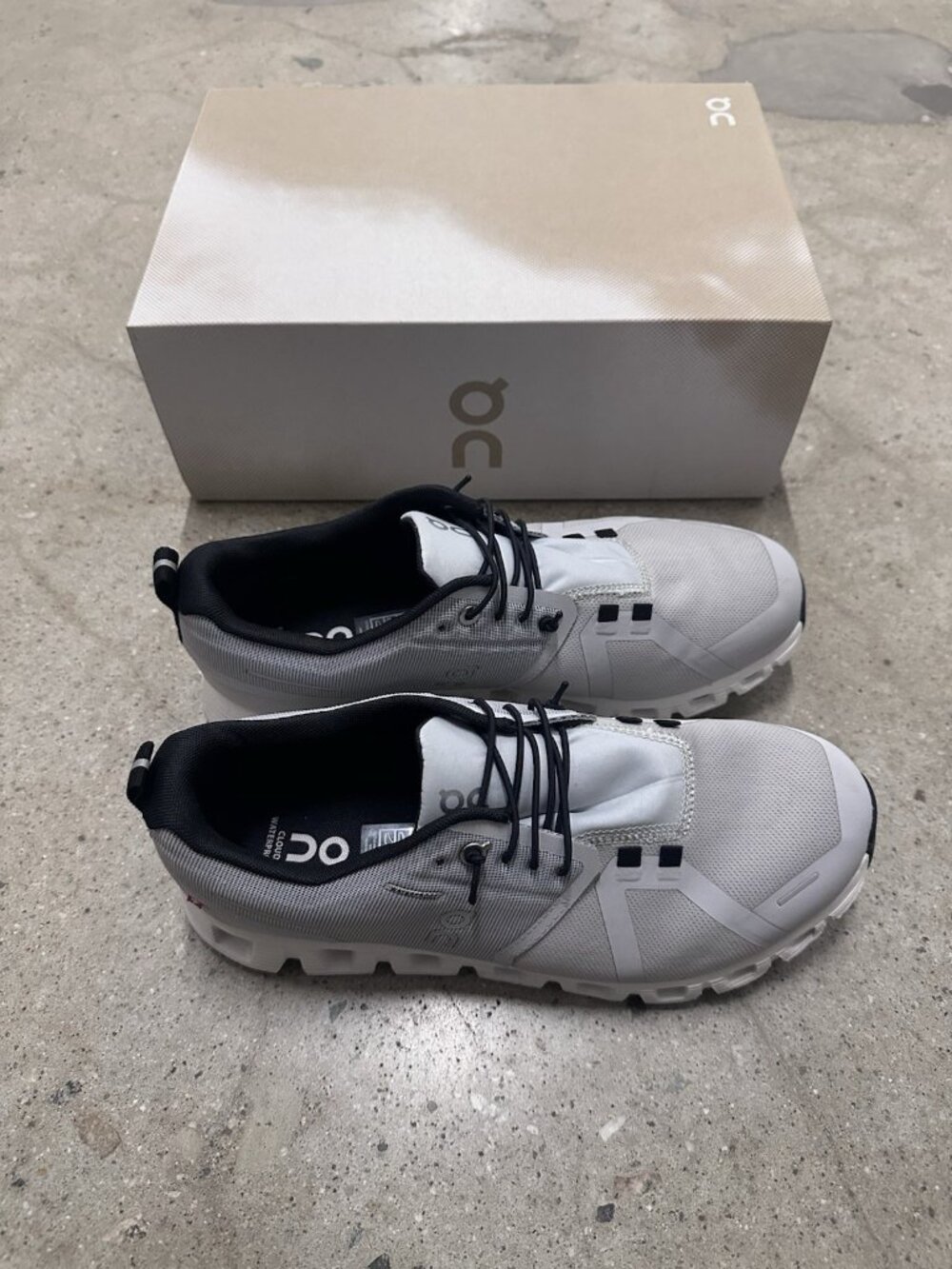 On Cloud 5 Waterproof Sneakers Glacier & White - Picture 6 of 10